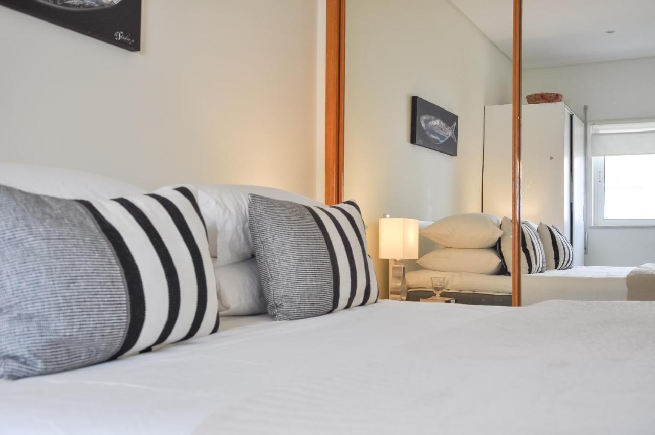 Lovelystay - 2Br Modern, Pool Access, Close To Marina & Beach Quarteira Exteriör bild